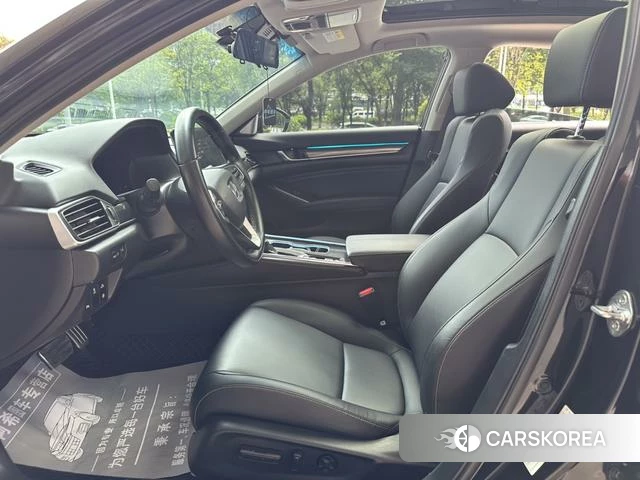 Honda Accord id 4367547 из Китая 10