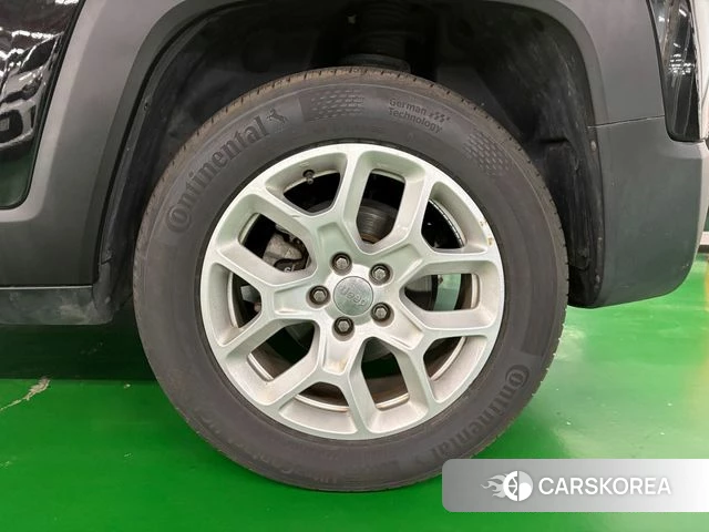 Jeep Renegade id 3856594 из Кореи 10