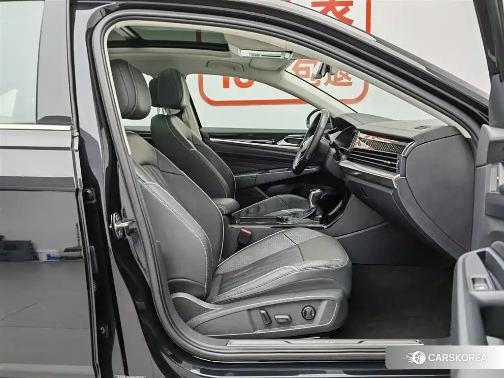 Volkswagen Passat id 4685986 из Китая 10
