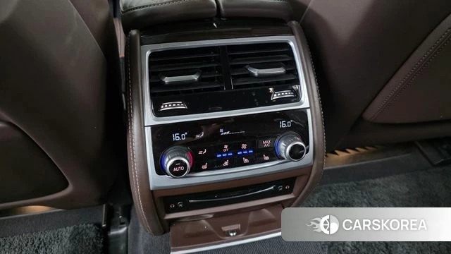 BMW 7 Series (G11) id 4703056 из Кореи 10