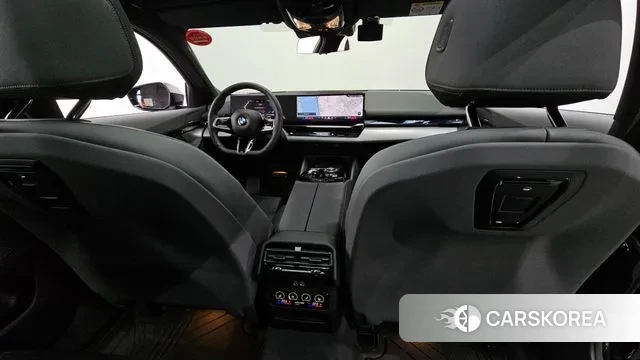 BMW 5 Series (G60) id 3614420 из Кореи 10