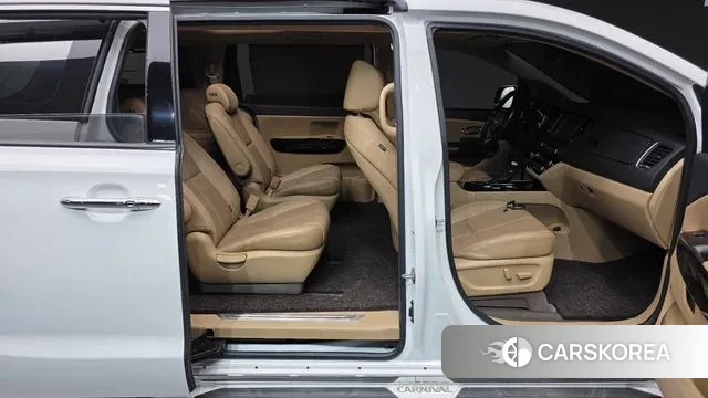 Kia The New Carnival id 3474568 из Кореи 10