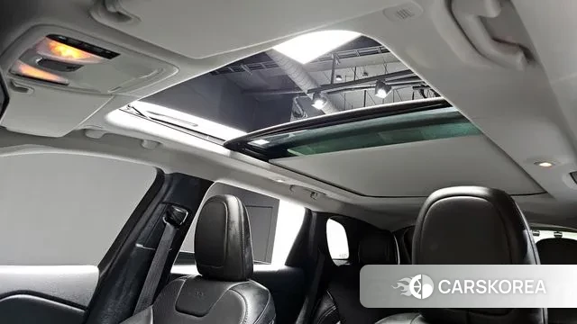 Jeep Cherokee (KL) id 3660483 из Кореи 10