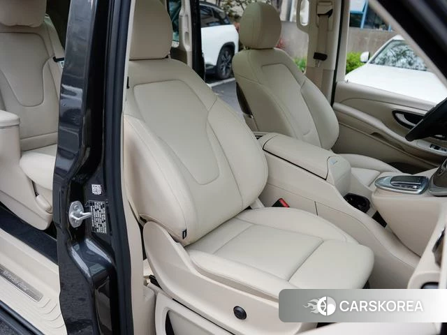Mercedes-Benz V-class id 4348342 из Китая 10