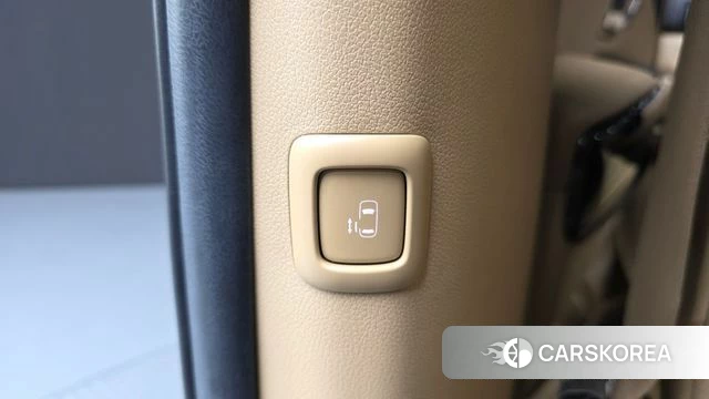 Kia The New Carnival id 4459316 из Кореи 10