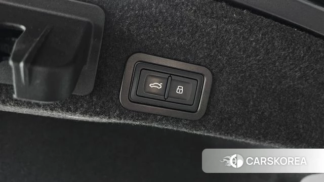 Audi A6 (C8) id 3892423 из Кореи 10