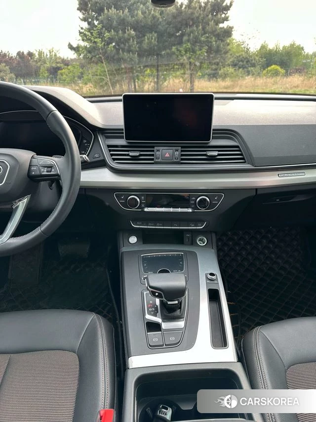 Audi Q5L id 4208864 из Китая 10