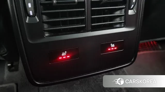 Porsche Taycan id 3406342 из Кореи 10