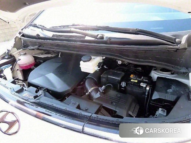 Hyundai Staria id 3864663 из Кореи 10