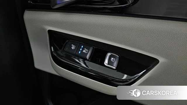 Kia Carnival 4th generation id 3859764 из Кореи 10
