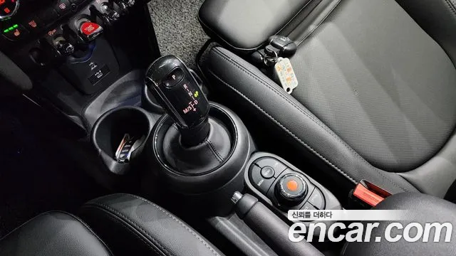 Mini Cooper S id 2702912 из Кореи 10