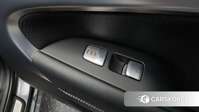 Genesis G70 id 3297380 из Кореи 10