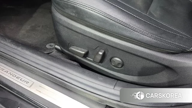 Hyundai The New Grandeur IG id 3494150 из Кореи 10