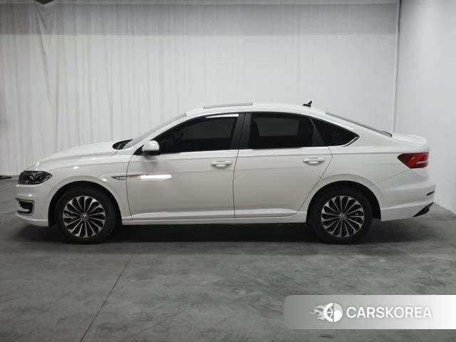 Volkswagen Lavida Pure Electric id 4211647 из Китая 10