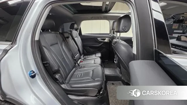 Audi Q7 (4M) id 3607917 из Кореи 10