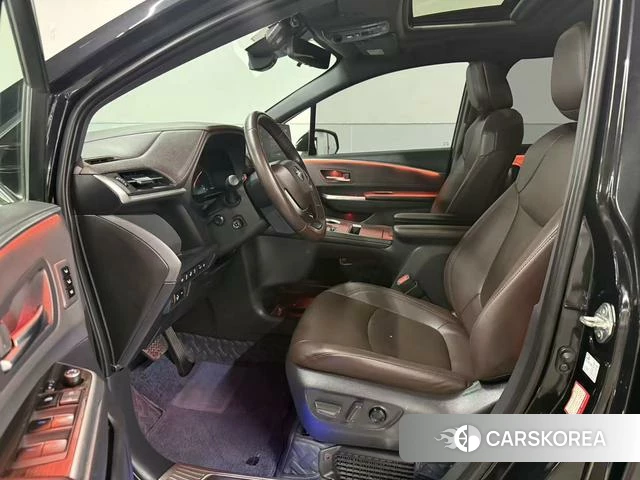 Toyota Saina id 4272904 из Китая 10