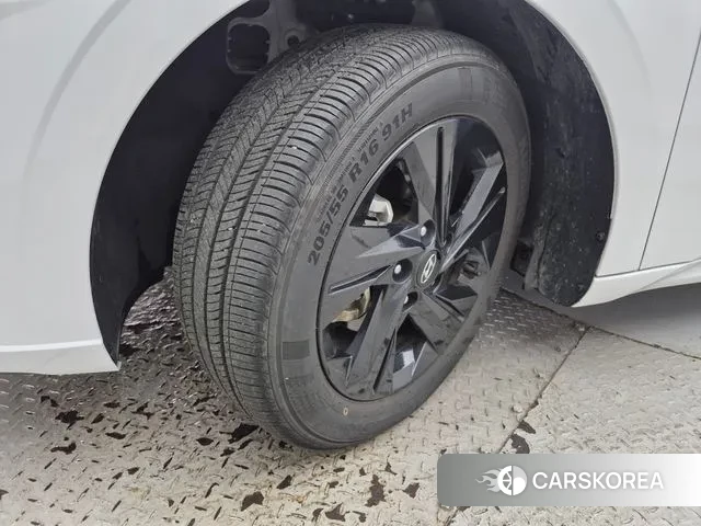 Hyundai Avante (CN7) id 3420753 из Кореи 10