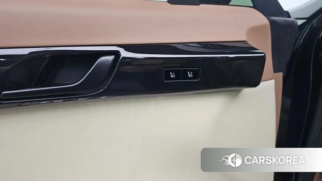Hyundai Grandeur (GN7) id 4382217 из Кореи 10