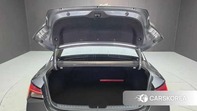 Hyundai Avante Hybrid (CN7) id 4935805 из Кореи 10