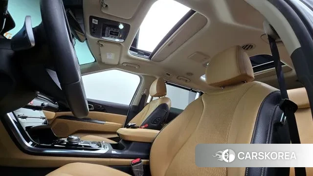 Kia Carnival 4th generation id 3023281 из Кореи 10