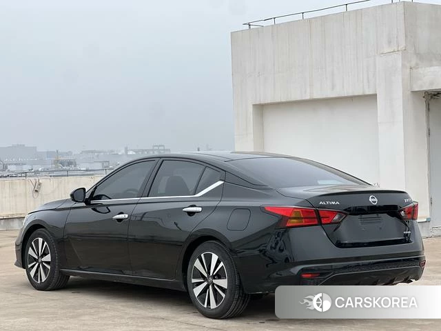 Nissan Teana id 4272999 из Китая 10