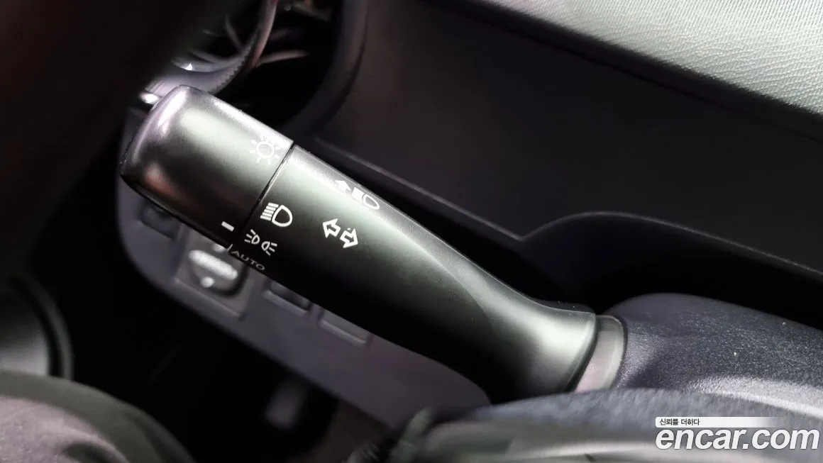 Toyota Prius C id 1911114 из Кореи 10