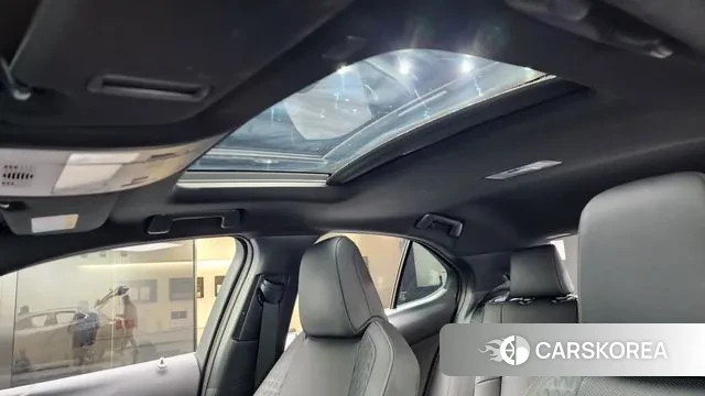 Lexus UX300e id 2969278 из Кореи 10