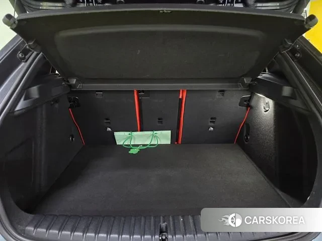 BMW 1 Series (F40) id 3478801 из Кореи 10