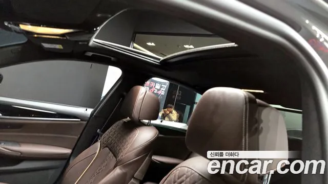 BMW 5 Series (G30) id 2387331 из Кореи 10