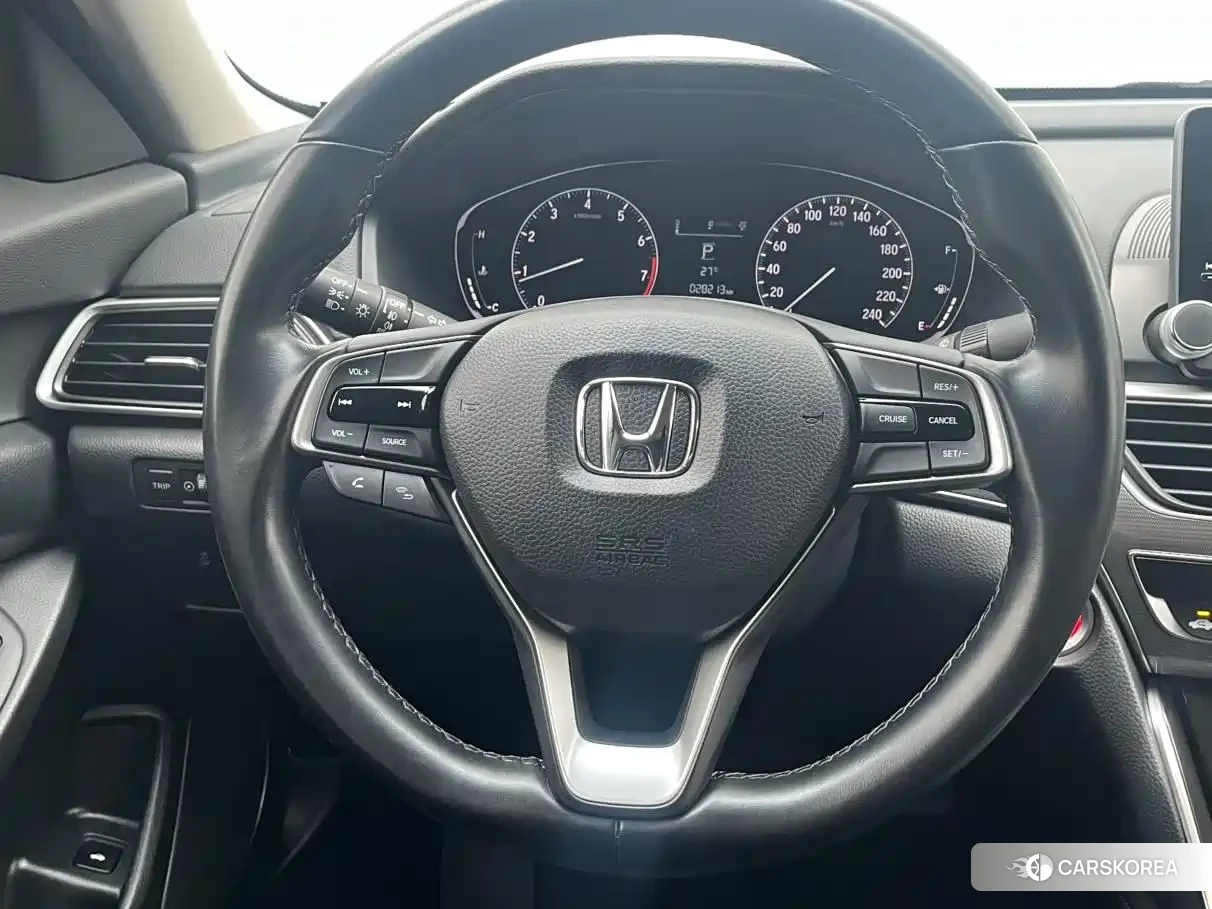 Honda Accord id 4539122 из Китая 10