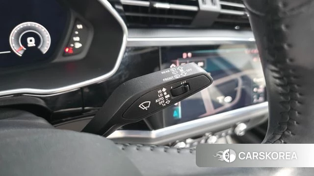 Audi Q3 (F3) id 4424159 из Кореи 10