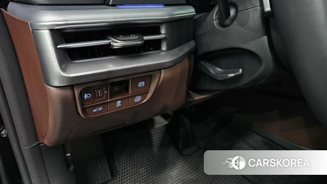 Hyundai Grandeur Hybrid (GN7) id 4302322 из Кореи 10