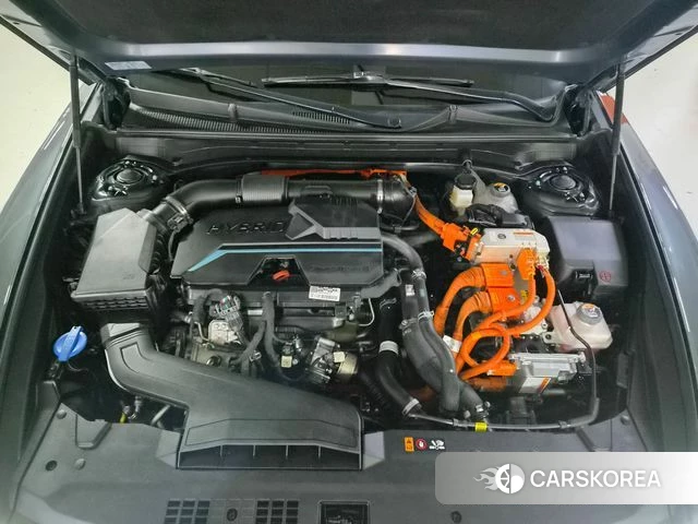 Hyundai Grandeur Hybrid (GN7) id 3897185 из Кореи 10