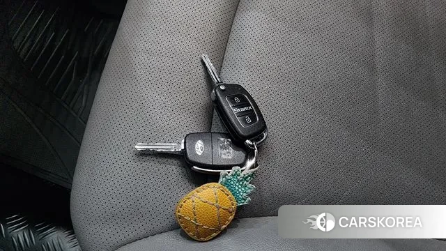 Hyundai The New Grand Starex id 3536275 из Кореи 10