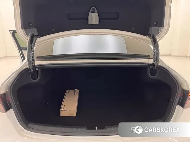 Hyundai The New Grandeur IG id 3561622 из Кореи 10