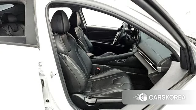 Hyundai Avante Hybrid (CN7) id 3513582 из Кореи 10