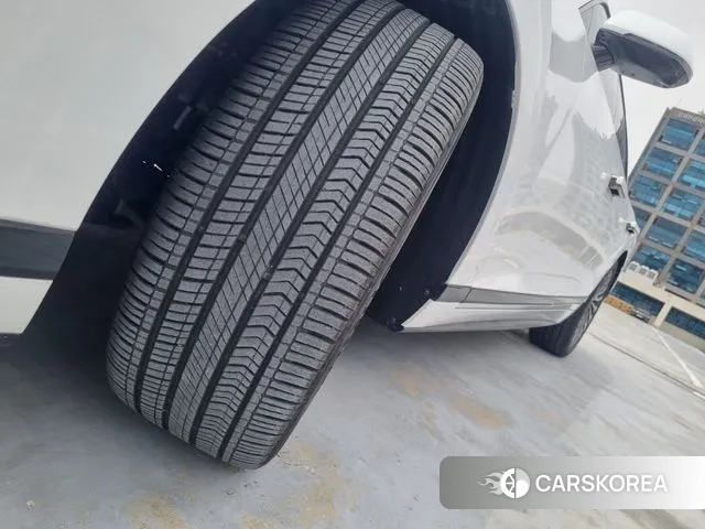 Hyundai Grandeur Hybrid (GN7) id 3279620 из Кореи 10