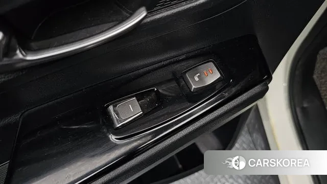 Ssangyong Beautiful Korando id 3469321 из Кореи 10