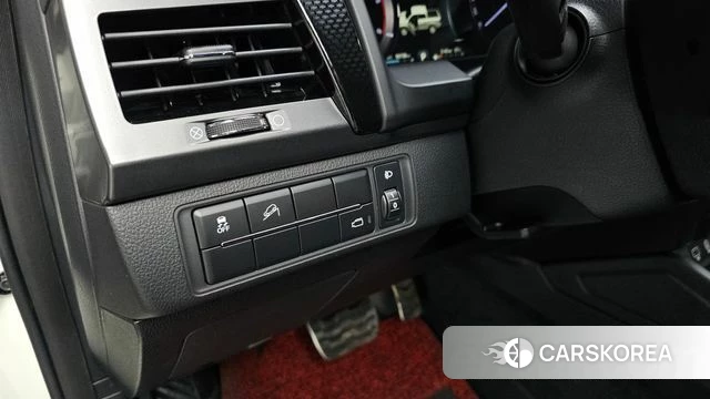 Ssangyong The New Rexton Sports Cannes id 4855094 из Кореи 10