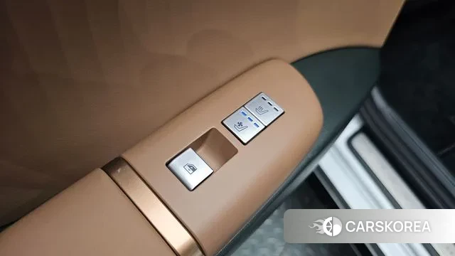 Hyundai Grandeur (GN7) id 3664264 из Кореи 10