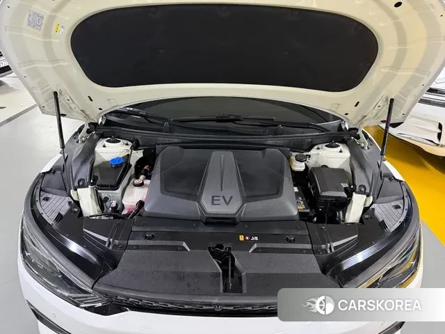 Kia EV6 id 3142963 из Кореи 10