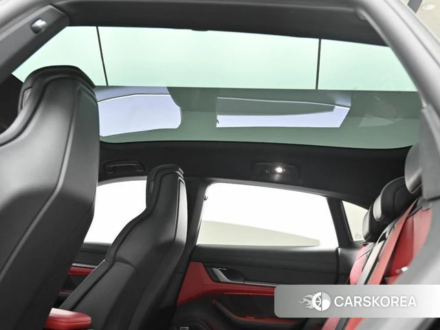 Porsche Taycan id 3837893 из Кореи 10