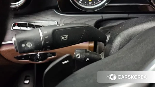 Mercedes-Benz E-Class W213 id 3264428 из Кореи 10