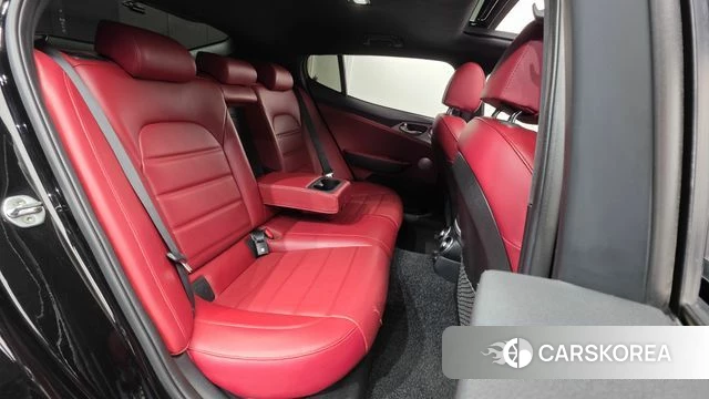 Kia Stinger id 4318401 из Кореи 10