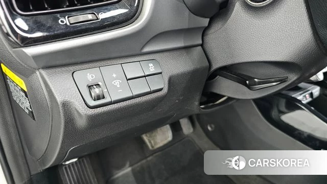 Kia Stonic id 4899935 из Кореи 10