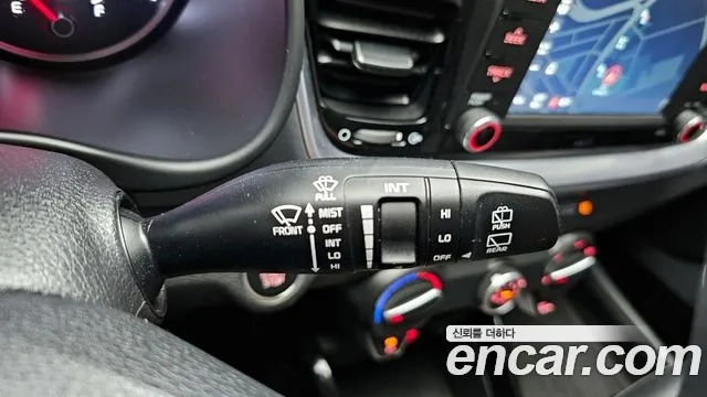 Kia Stonic id 2928494 из Кореи 10