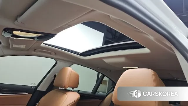 BMW 5 Series (G30) id 3218059 из Кореи 10