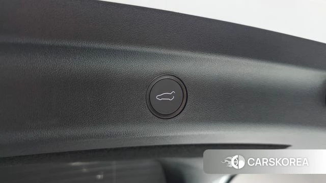 Tesla Model Y id 4388393 из Кореи 10