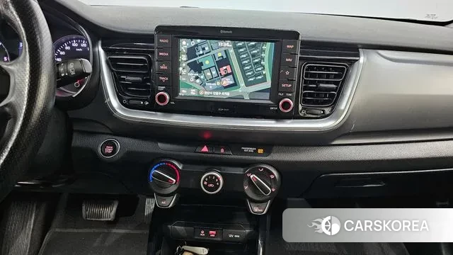 Kia Stonic id 3552836 из Кореи 10