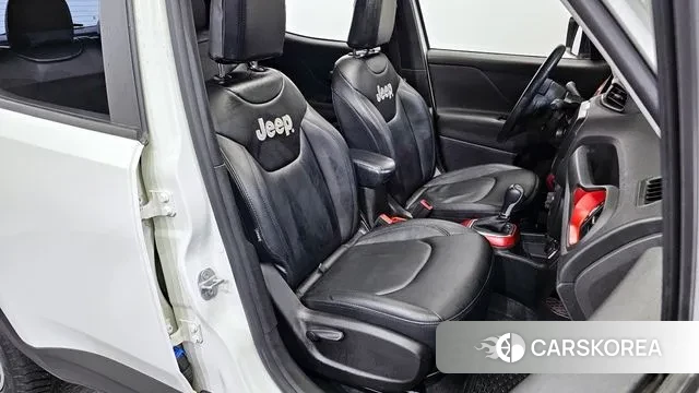 Jeep Renegade id 2941374 из Кореи 10